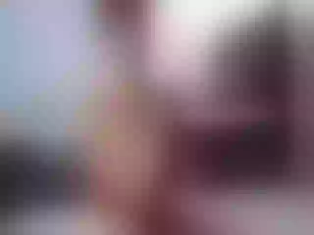 Live sex webcam photo for EbonyGolds #272377144