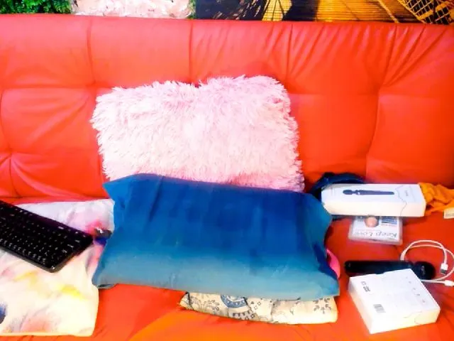 Live sex webcam photo for EbonyXSweet #271740071