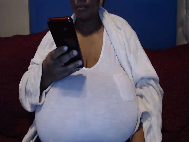 Live sex webcam photo for EbonyxBBW #273394799