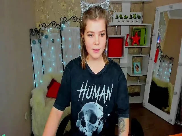 Live sex webcam photo for EffyShy #272123985