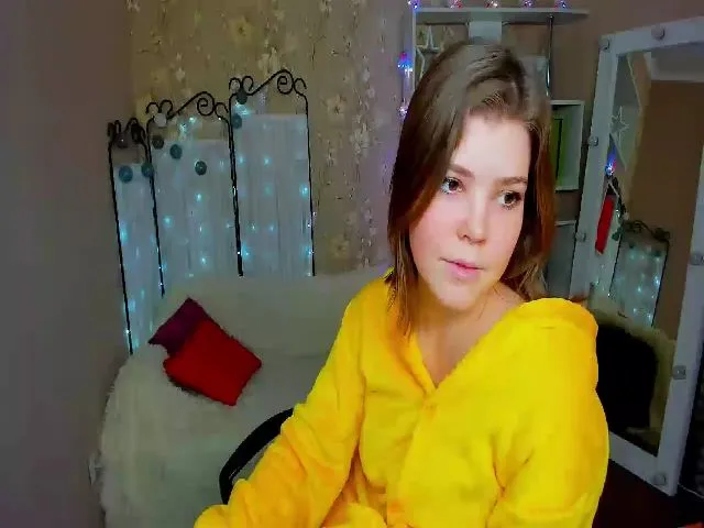 Live sex webcam photo for EffyShy #272176371