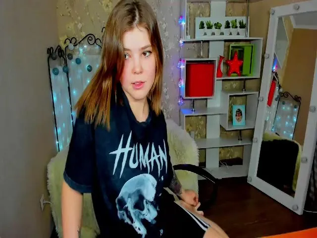 Live sex webcam photo for EffyShy #272219501