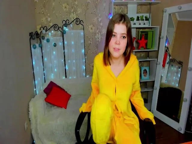 Live sex webcam photo for EffyShy #272228480