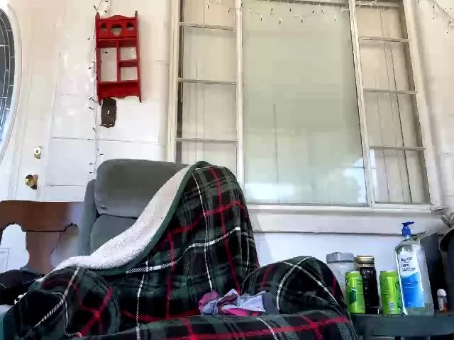 Live sex webcam photo for EgyptnNectar #273295263