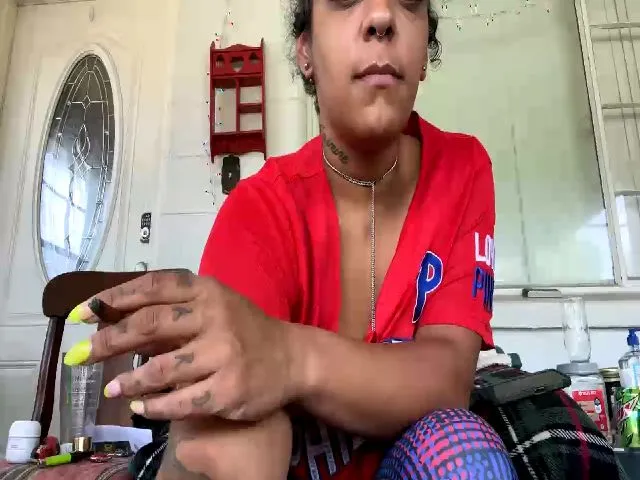 Live sex webcam photo for EgyptnNectar #273497514