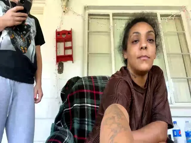 Live sex webcam photo for EgyptnNectar #273603329