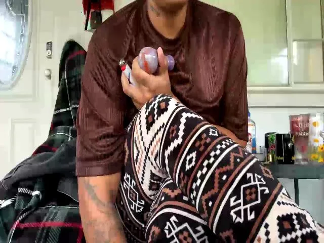 Live sex webcam photo for EgyptnNectar #273704665