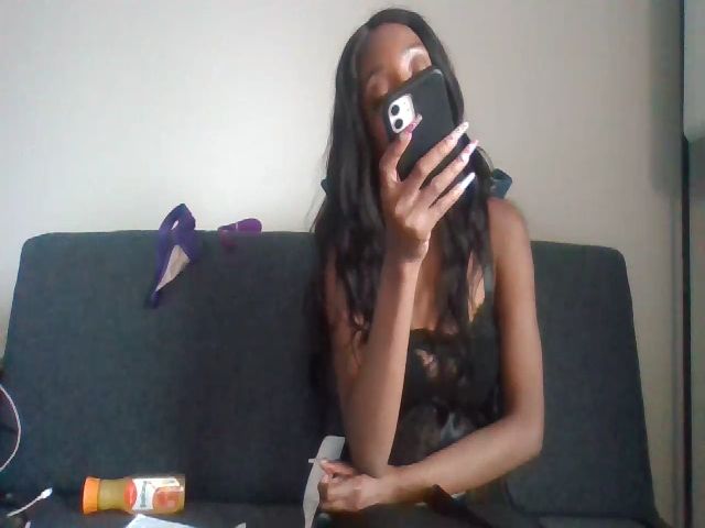 Live sex webcam photo for Ejade #272619571