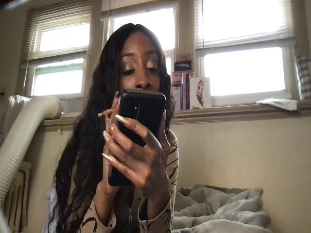 Live sex webcam photo for Ejade #273189154