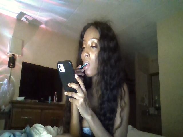 Live sex webcam photo for Ejade #273809174