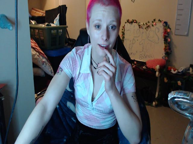 Live sex webcam photo for El_Dragon69 #273253054