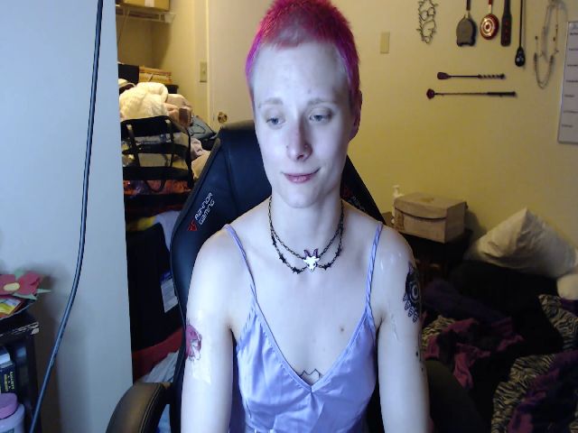 Live sex webcam photo for El_Dragon69 #273324004