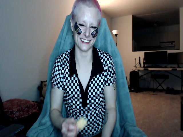 Live sex webcam photo for El_Dragon69 #273609502