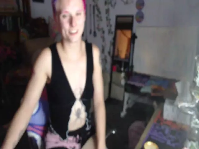 Live sex webcam photo for El_Dragon69 #274398568