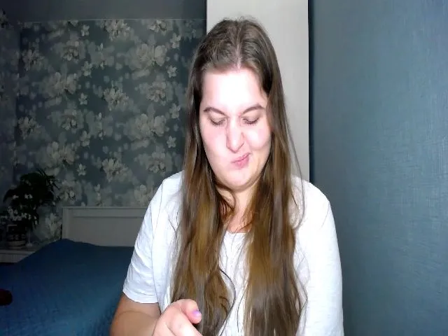 Live sex webcam photo for ElanisBlair #272666451