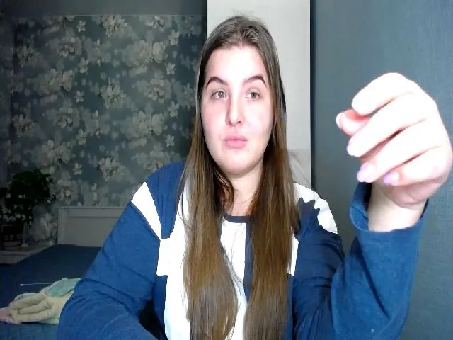 Live sex webcam photo for ElanisBlair #272823286