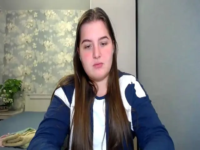 Live sex webcam photo for ElanisBlair #272890214