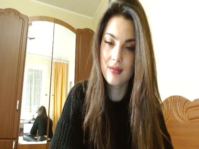 Live sex webcam photo for Elegancee #271860343