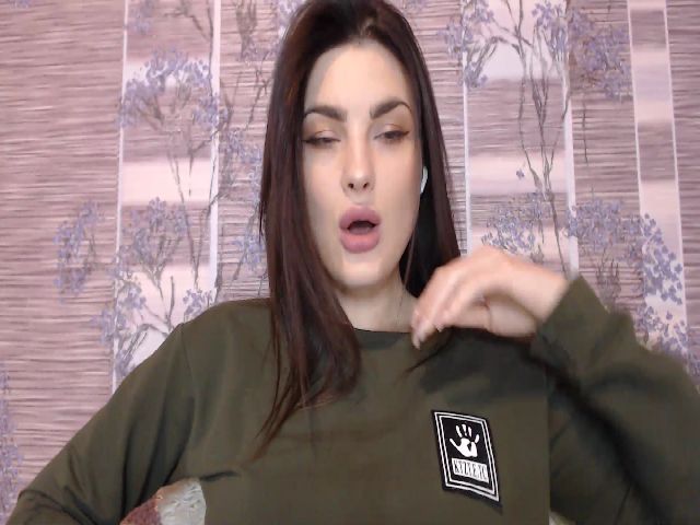 Live sex webcam photo for Elegancee #272123307