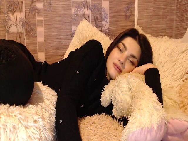 Live sex webcam photo for Elegancee #272123892