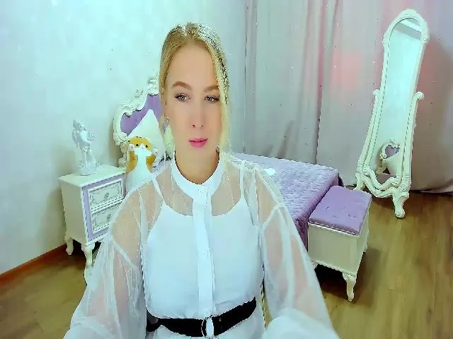 Live sex webcam photo for ElegantLook #273376561