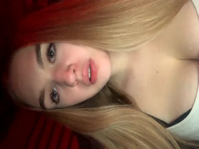 Live sex webcam photo for Elegantlady19 #271739760