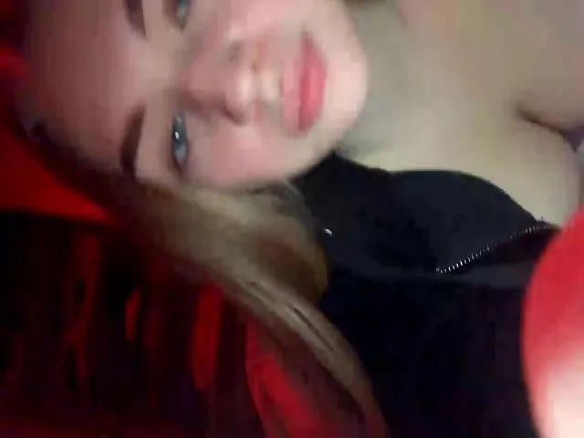 Live sex webcam photo for Elegantlady19 #271753110