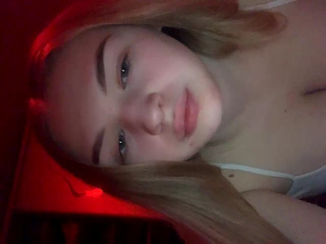 Live sex webcam photo for Elegantlady19 #271819631