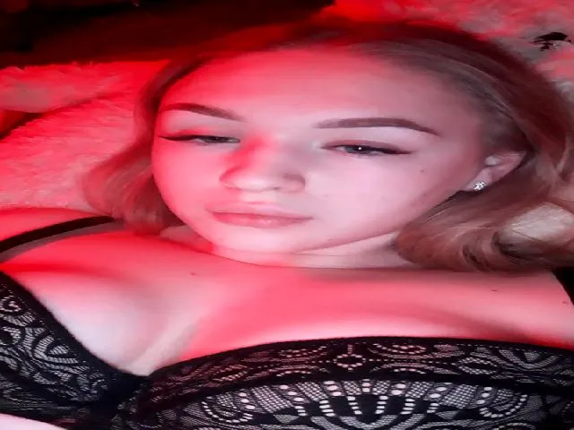 Live sex webcam photo for Elegantlady19 #272087992