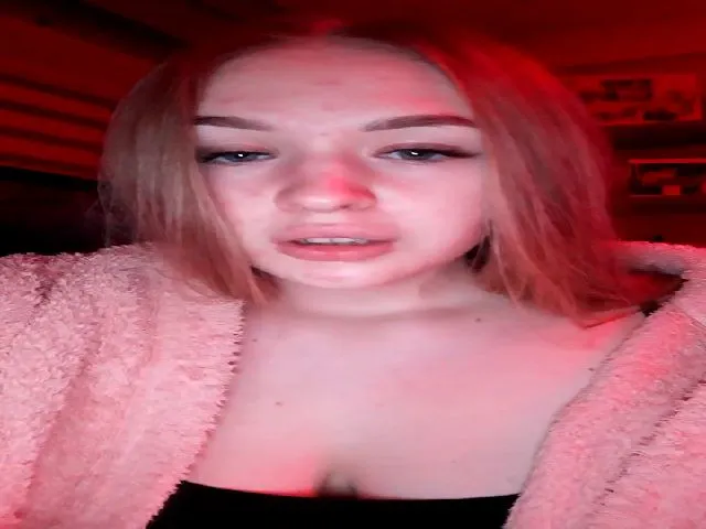 Live sex webcam photo for Elegantlady19 #272112115