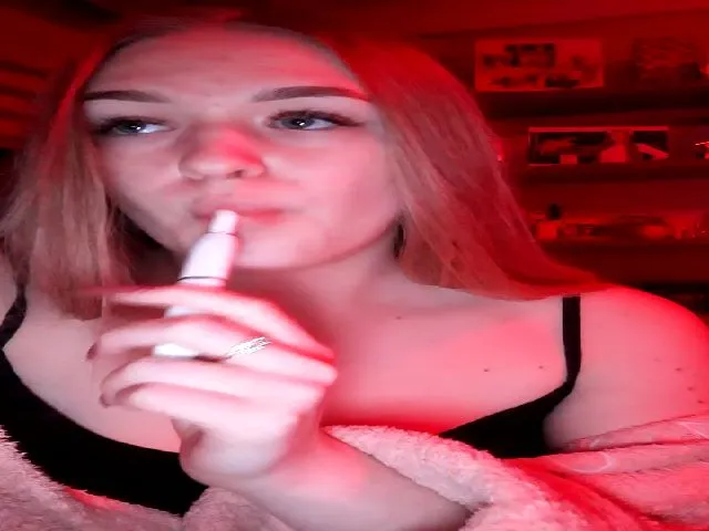 Live sex webcam photo for Elegantlady19 #272112327