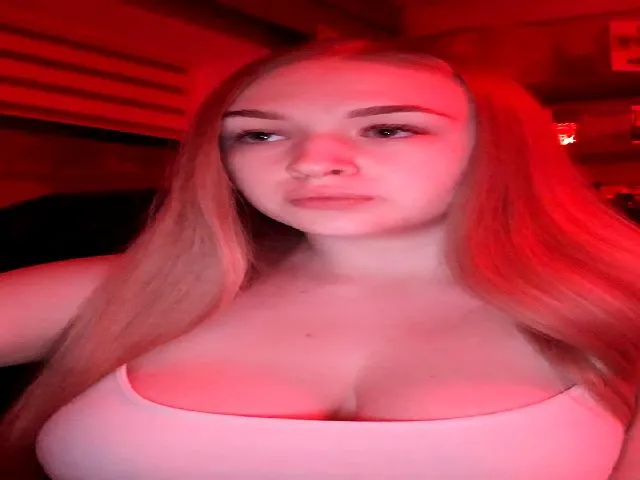 Live sex webcam photo for Elegantlady19 #272334694