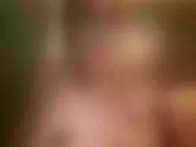 Live sex webcam photo for Elenajones #273660852