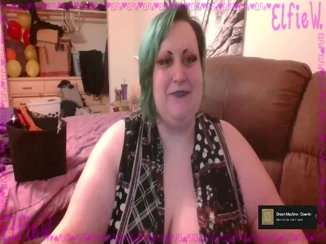 Live sex webcam photo for ElfieW #274467163