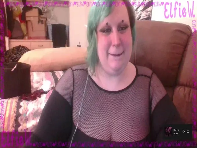Live sex webcam photo for ElfieW #274518546