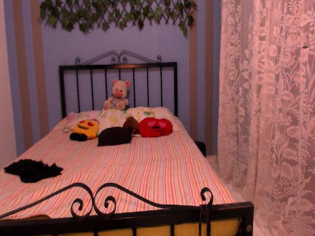 Live sex webcam photo for Eli_machado23 #271998553