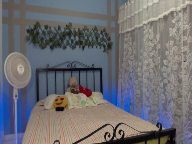 Live sex webcam photo for Eli_machado23 #272747017