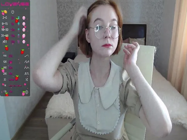 Live sex webcam photo for Eliemalkovich #274257140