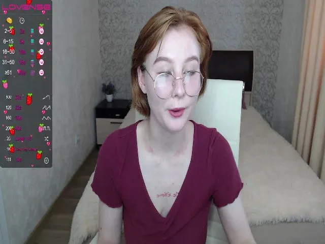 Live sex webcam photo for Eliemalkovich #274302019