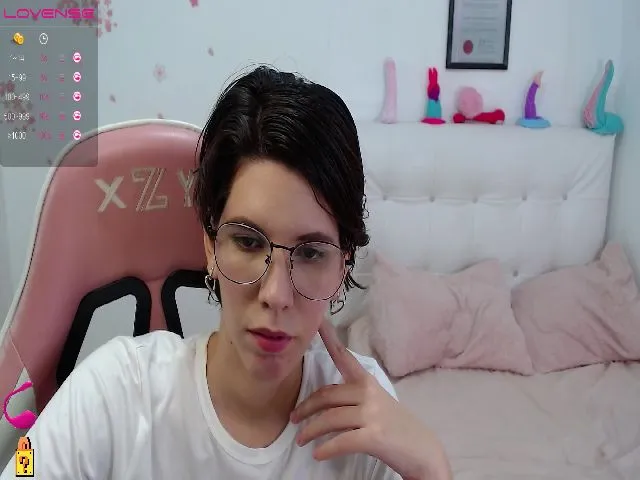 Live sex webcam photo for Eligos69 #272169478