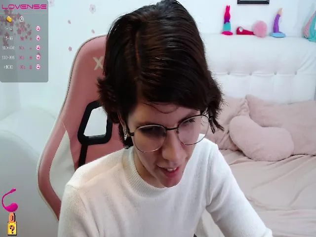 Live sex webcam photo for Eligos69 #272368026