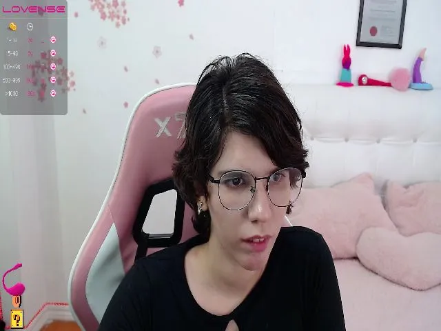 Live sex webcam photo for Eligos69 #272572479