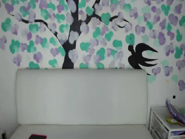 Live sex webcam photo for EliseSweet0 #272839169