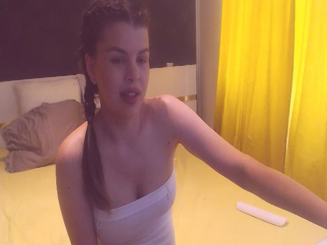 Live sex webcam photo for Elisetyler1 #273869222