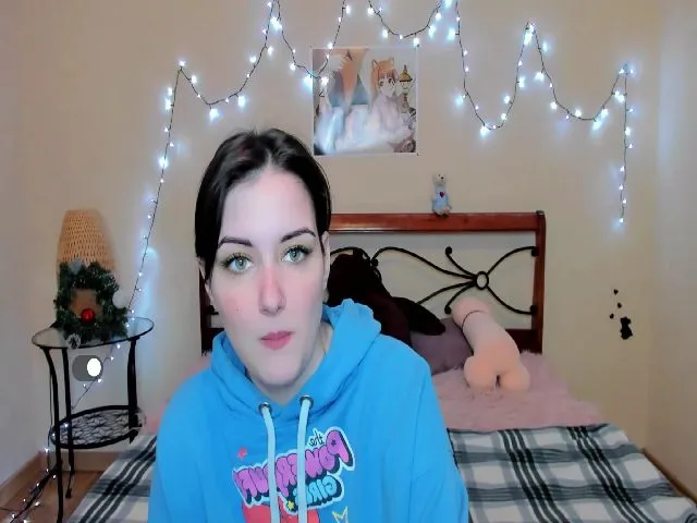 Live sex webcam photo for Elise_sweet #271879421