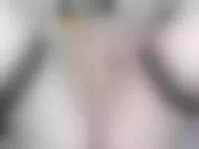Live sex webcam photo for ElissaSquirt #273490809