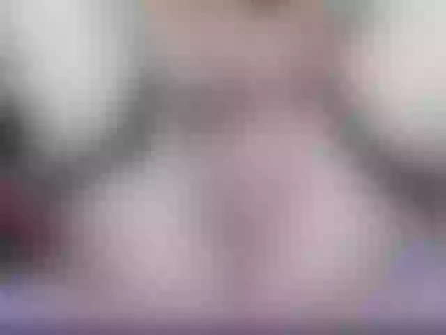 Live sex webcam photo for ElissaSquirt #273534032