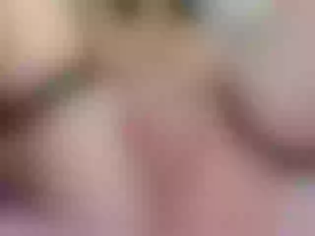 Live sex webcam photo for ElissaSquirt #273608917