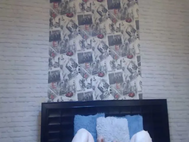 Live sex webcam photo for ElizabethEven #273121076