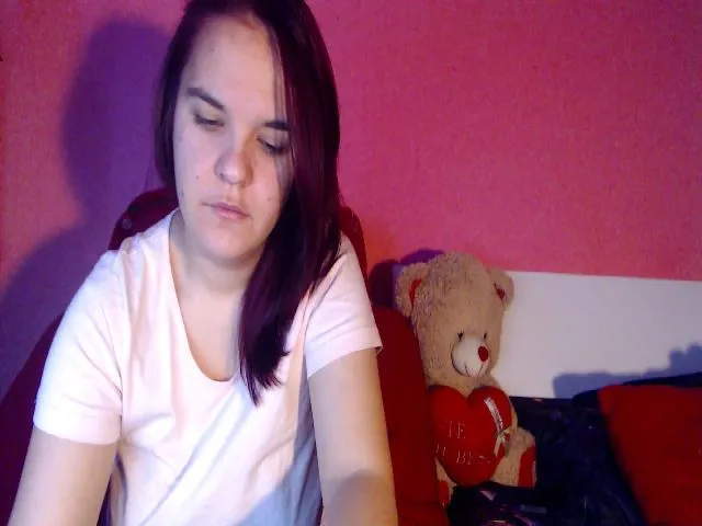 Live sex webcam photo for Ella_Diamond #271825454